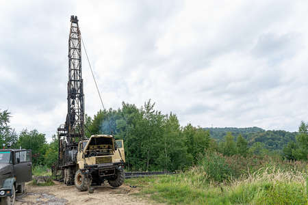Mobile oil rig truck drilling the oil wellの写真素材