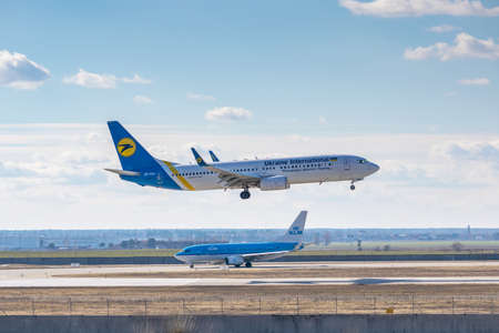 Kyiv, Ukraine - March 17, 2019: Ukraine International Airlines Boeing B737 on short final landing in the airportのeditorial素材