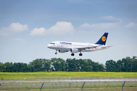 Boryspil, Ukraine - August 3, 2019: Lufthansa Airbus A319 is langing in the airportのeditorial素材