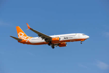 Boryspil, Ukraine - September 25, 2020: SkyUp Boeing 737-800 is landing in the airportのeditorial素材