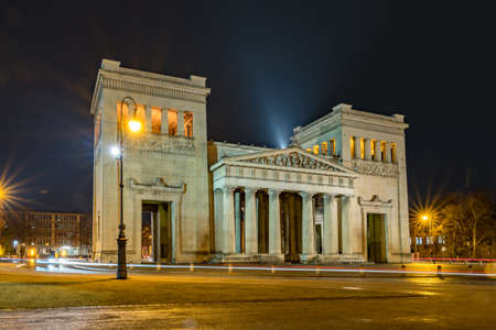 Long exposure at the Koenigsplatz at nightのeditorial素材