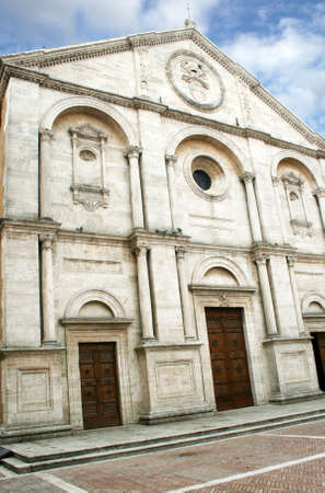 Pienza, Italy  Cathedral of the Assumption, Piazza Pio IIの写真素材