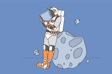 Astronaut on moon use cellphone texting onlineのイラスト素材