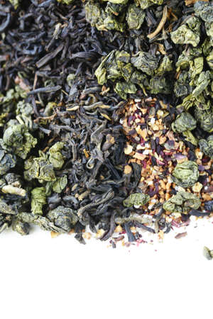 different varieties of dry tea (black, white, green)
