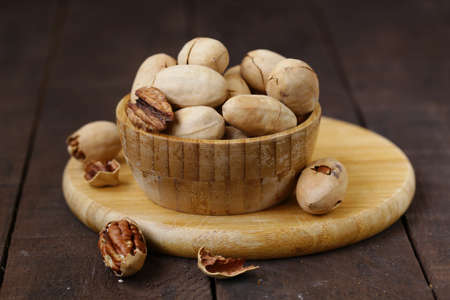 natural organic pecans inshell nuts