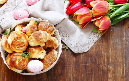 Easter buns for holiday treats and dessertsの写真素材