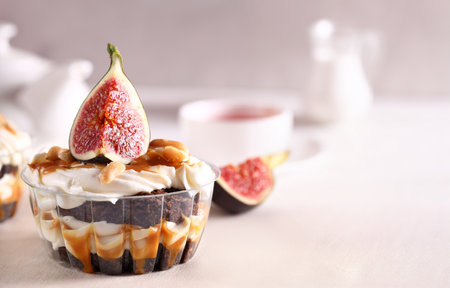 dessert trifle with fresh berries in a glassの写真素材