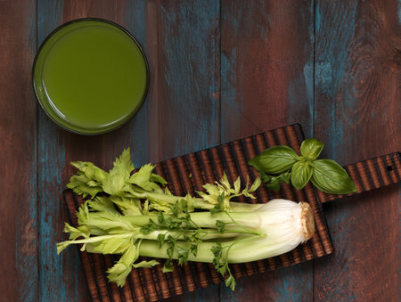 organic celery juice healthy eatingの写真素材