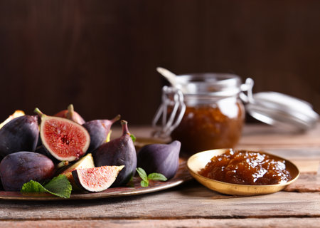 natural organic fig jam and fresh berriesの写真素材