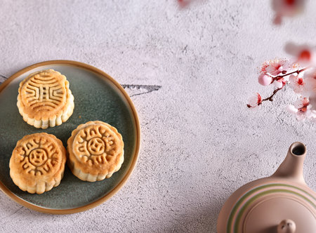 moon cake yuebing traditional chinese holiday food