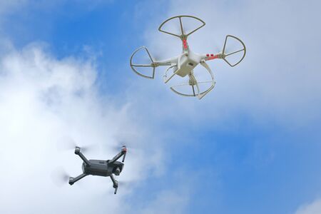 2 droneの写真素材