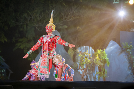 CHIANG MAI, THAILAND - JAN 26, 2019 : Thailand Dancing in masked perform a Thai classic masked ballet ( Khon ), unidentified actors are showing in the traditional Thai dancing at Three Kings Monument.のeditorial素材