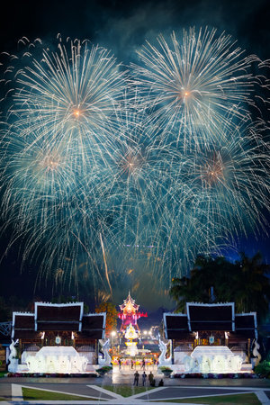 <p>Beautiful fireworks at The Royal Park Rajapruek Chiangmai Thailand.</p>の写真素材
