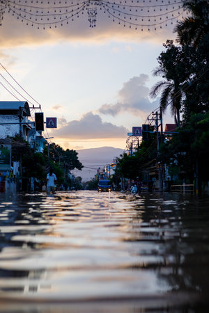 CHIANGMAI , THAILAND - OCT 06 2024 : Chiang Mai city flooded as Ping River overflowsのeditorial素材