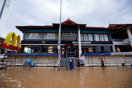 CHIANGMAI , THAILAND - OCT 04 2024 : Chiang Mai city flooded as Ping River overflowsのeditorial素材