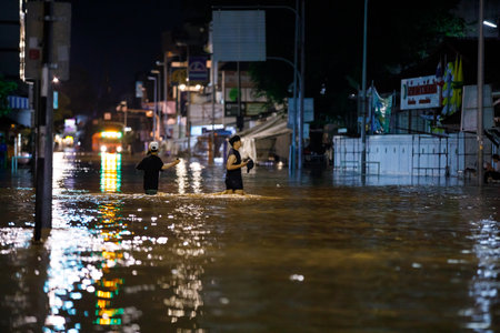 CHIANGMAI , THAILAND - OCT 04 2024 : Chiang Mai city flooded as Ping River overflowsのeditorial素材