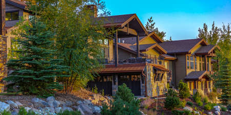 Luxury homes side by side in Park CIty pano