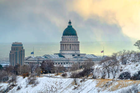 Utah State Capital Building on a frosty winter dayの写真素材