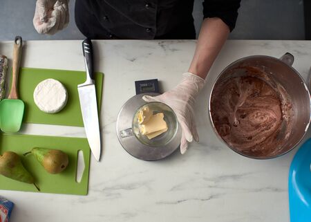 Step-by-step preparation of black designer cake. Prepare the dough for chocolate biscuit.