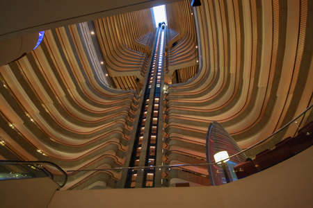 Lift in a multi-store building
のeditorial素材