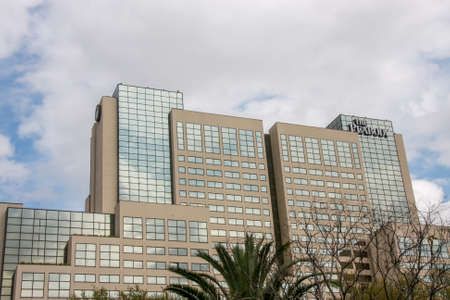 ORLANDO, FL, USA - MARCH 10, 2008: The Peabody Hotel on International Drive in Orlando, USA on March 10, 2008. In 2013 it was sold for $717 million and renamed as Hyatt Regency Orlando.のeditorial素材