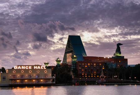 ORLANDO, FLORIDA â JANUARY 19, 2009: Swan and Dolphin hotel welcomes 8000 attendees of IBM Lotusphere conference on January 19, 2009のeditorial素材