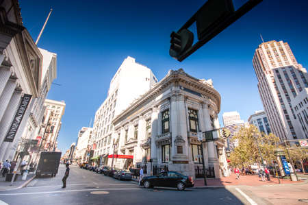 SAN FRANCISCO, CA, USA - OCT 1, 2012: People go to Wells Fargo bank on Market street in financial district on Oct 1, 2012 in San Francisco, CA, USA.のeditorial素材