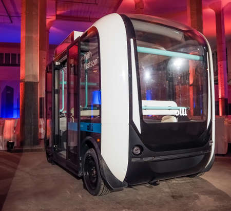 MUNICH, GERMANY - FEBRUARY 16, 2017: IBM demonstrates self-driving bus Olli equipped with Watson artificial intelligence technology at Genius of Things Summit in Munich, Germany on February 16, 2017.のeditorial素材