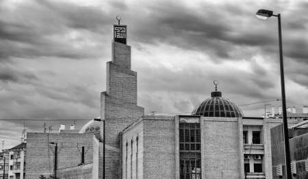 The Central Mosque of Lisbon. It was inaugurated in 1985 and contains reception halls, prayer hall, auditoriumの写真素材