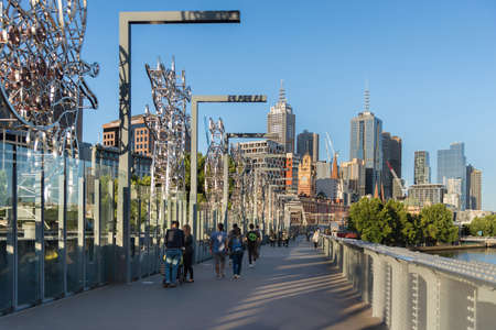 Melbourne, Australia - December 4: Sandridge Footbridge in South Melbourne on December 4, 2018 in Melbourne, Australia.のeditorial素材