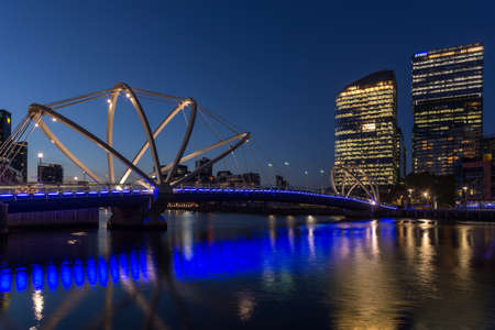 Melbourne, Australia - December 4: Evening landscape of the Seafarers bridge in South Melbourne on December 4, 2018 in Melbourne, Australia.のeditorial素材