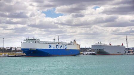 Melbourne, Australia - October 27: Car carrier ships in port of Melbourne on October 27, 2018 in Melbourne, Australia.のeditorial素材