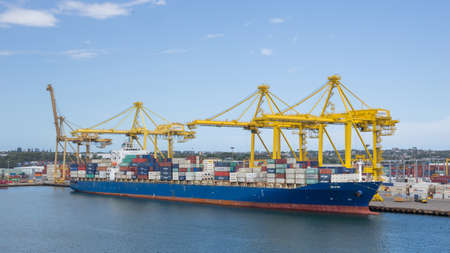 Sydney, Australia - November 27: Container vessel in port of Sydney on November 27, 2018 in Sydney, Australia.のeditorial素材