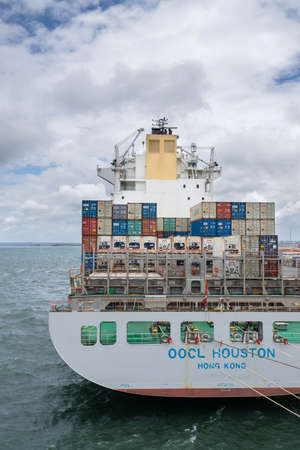 Sydney, Australia - November 29: Container vessel in port of Sydney on November 29, 2018 in Sydney, Australia.のeditorial素材