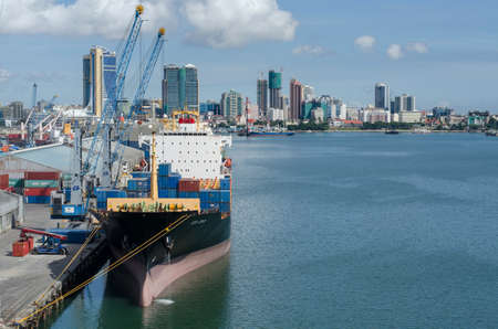 Dar es Salaam, Tanzania - February 21: Container terminal and city landscape in port of Dar es Salaam on February 21, 2018 in Dar es Salaam, Tanzania.のeditorial素材