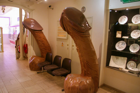 Sex Museum in Amsterdam. Inside you can see pieces from the Palaeolithic to the present day, wax figures of real characters, paintings and sculptures as well as dildos and other objects to produce sexual pleasure.のeditorial素材
