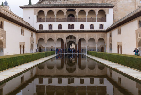 Alhambra comares palace arrayanes yard islamic architecture styleのeditorial素材