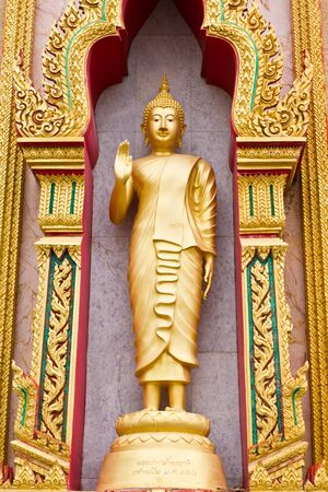 Golden buddha の写真素材