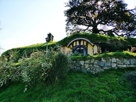 Travel in the Hobbit House