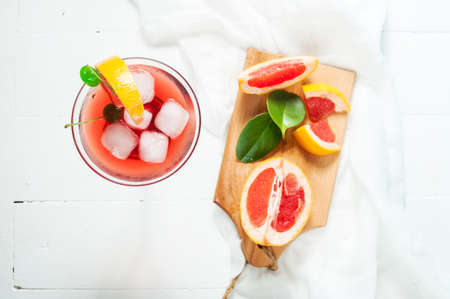 A Margarita cocktail with grapefruit juice and a grapefruit slice on the edge of the glass.の写真素材