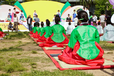 Women in colorful traditional korean dress  hanbok  in tea ceremonyのeditorial素材