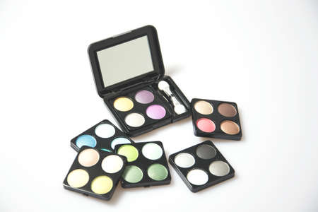 eye shadow pallet on white の写真素材