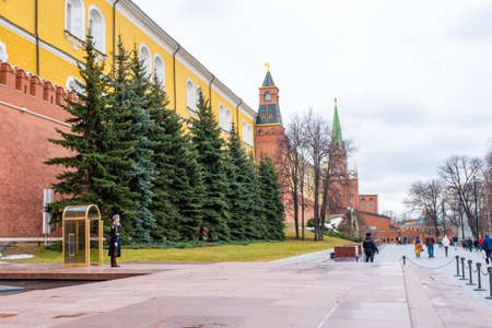 Moscow, Russia - April 10, 2022: People walking in Alexander Garden nearby Kremlin wall in Moscow, Russiaのeditorial素材
