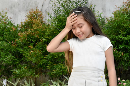 A Kids And Memory Loss Outdoorsの写真素材