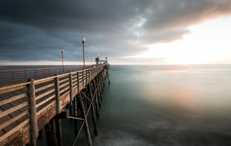 Long exposure sunset pic at oceanside pierの写真素材