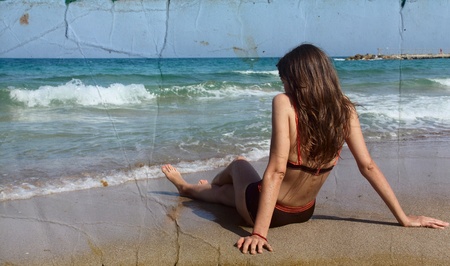 young girl at the sea  Photo in old color image style の写真素材