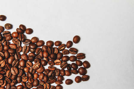 Coffee beans isolated on white backgroundの写真素材