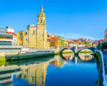 Church of san Anton in Bilbao, Spain
の写真素材