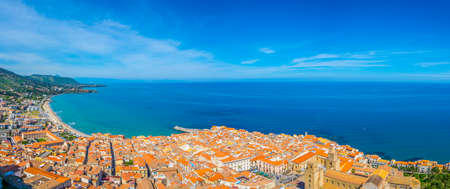 Aerial view of the sicilian town cefalu, Italy
の写真素材