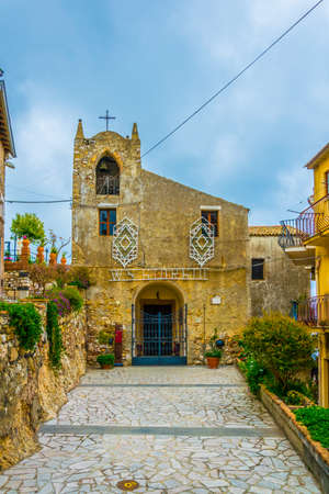 View of a church in Castelmola, Sicily, Italy
の写真素材